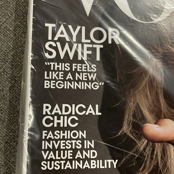 VOGUE | Taylor Swift September 2019 Issue - Picture 4 of 8